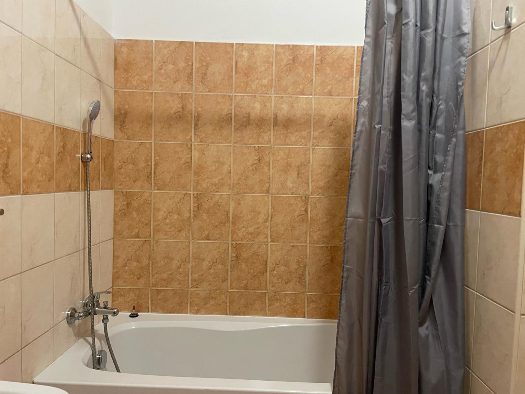 Tiffany Apartment In The City Center Bratislava Bagian luar foto
